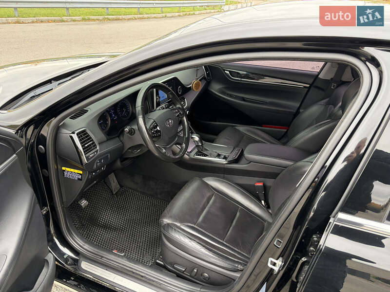 Седан Hyundai Grandeur 2017 в Киеве