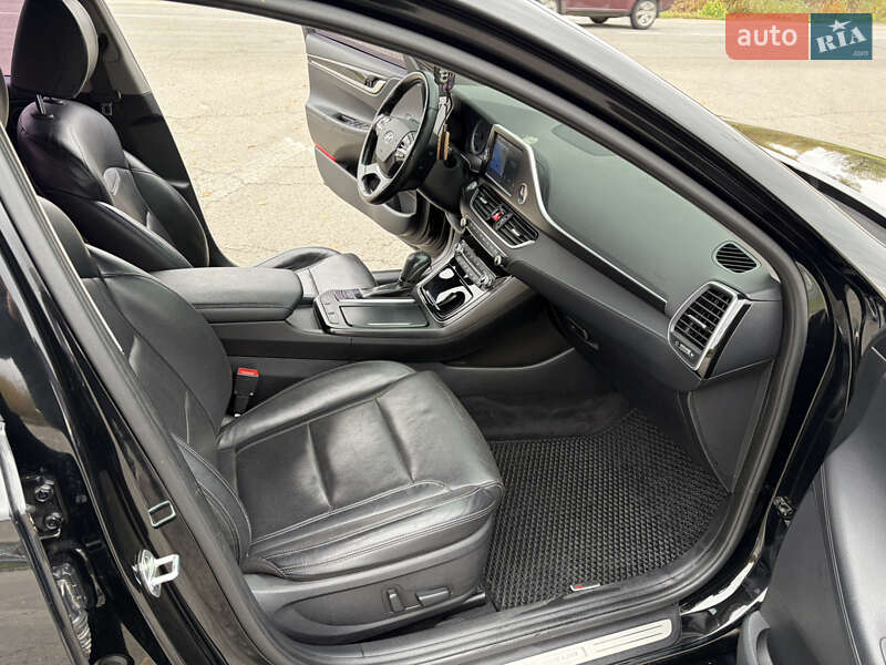 Седан Hyundai Grandeur 2017 в Киеве