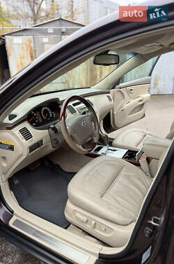 Седан Hyundai Grandeur 2007 в  фото 12 Седан Hyundai Grandeur 2007 в