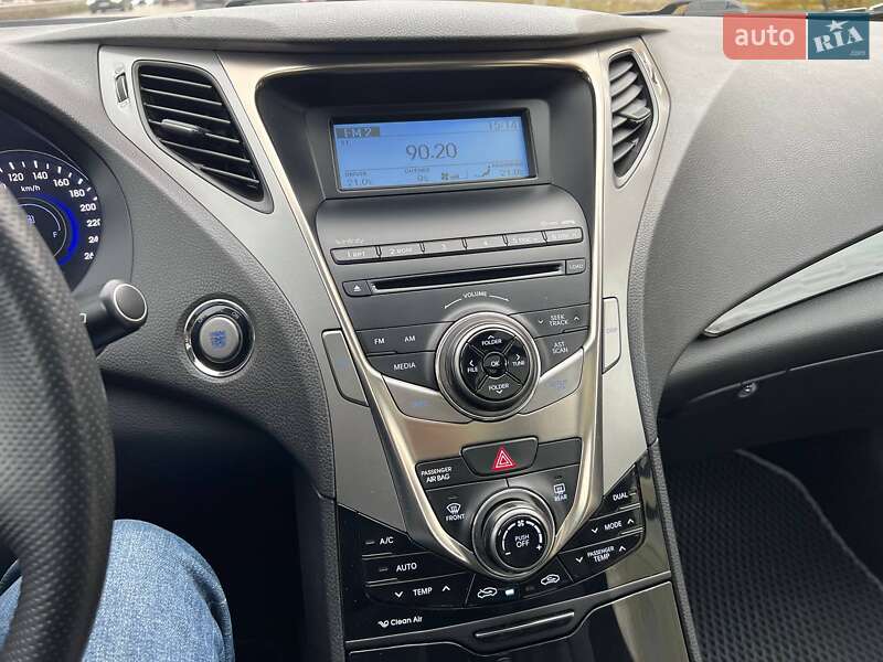 Седан Hyundai Grandeur 2012 в Полтаві фото 21 Седан Hyundai Grandeur 2012 в Полтаві