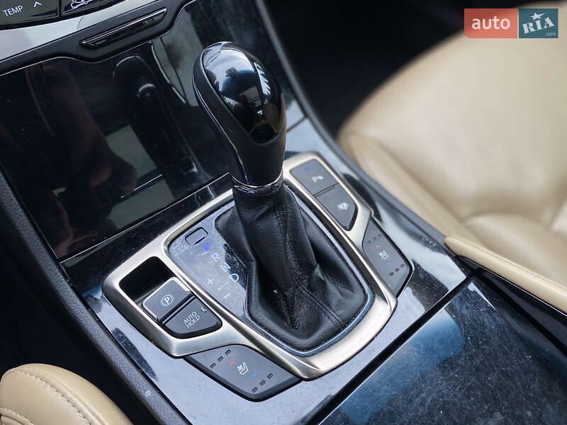 Седан Hyundai Grandeur 2013 в Киеве