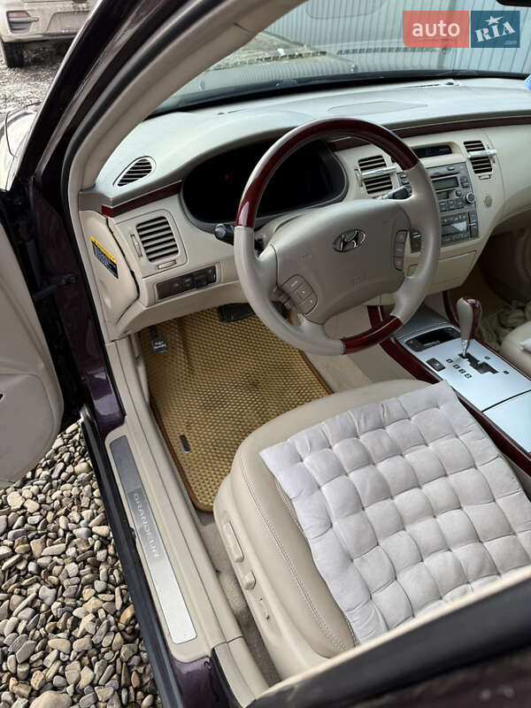 Седан Hyundai Grandeur 2007 в Вижнице