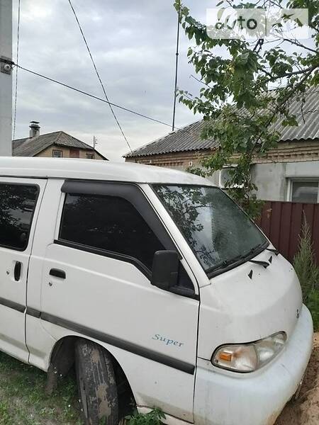 Минивэн Hyundai H 100 2001 в Рубежном