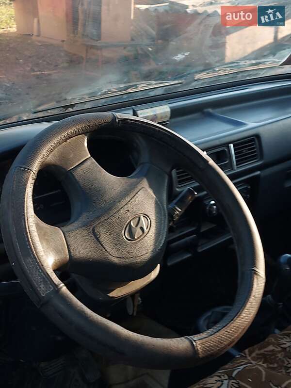 Мінівен Hyundai H 100 1996 в Михнівцях