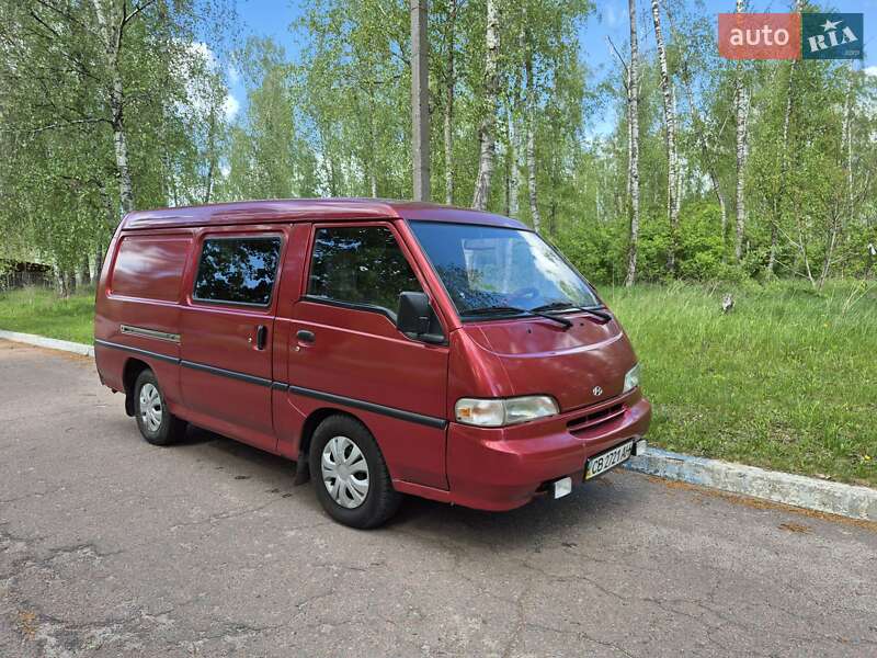 Минивэн Hyundai H 100 1994 в Чернигове фото Минивэн Hyundai H 100 1994 в Чернигове
