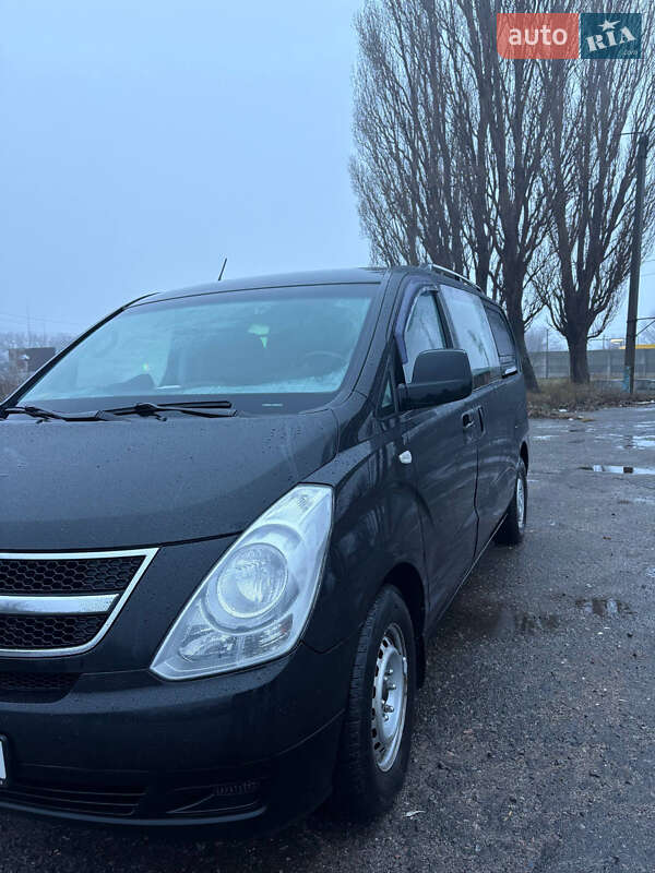 Минивэн Hyundai H 100 2008 в Белгороде-Днестровском