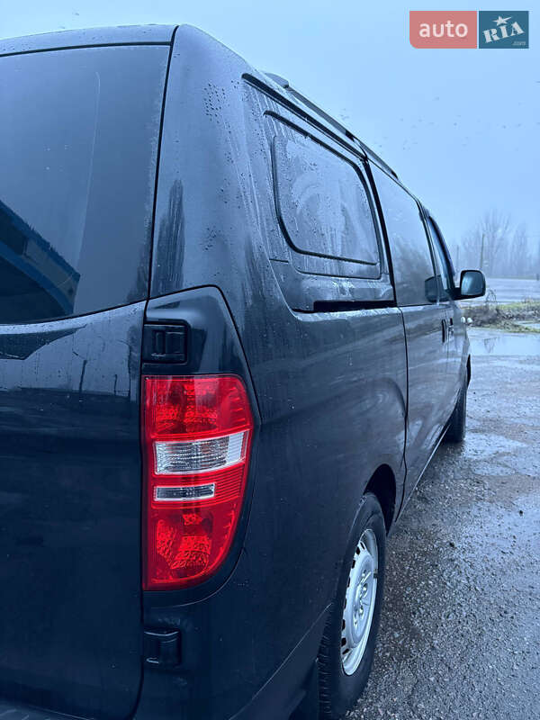 Минивэн Hyundai H 100 2008 в Белгороде-Днестровском