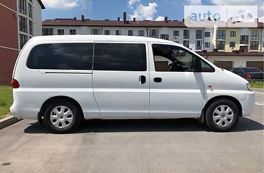 Минивэн Hyundai H-1 2001 в Киеве