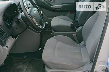 Мінівен Hyundai H-1 2008 в 