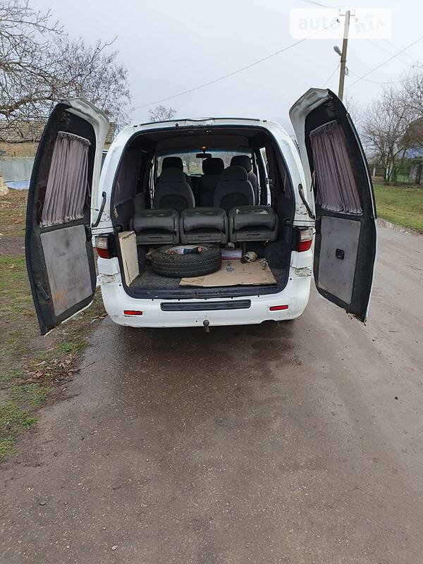 Минивэн Hyundai H-1 2006 в Килии