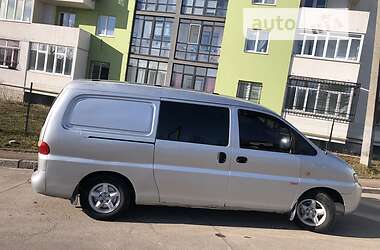 Грузопассажирский фургон Hyundai H-1 2004 в 