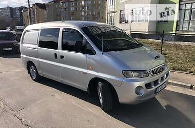 Грузопассажирский фургон Hyundai H-1 2004 в 
