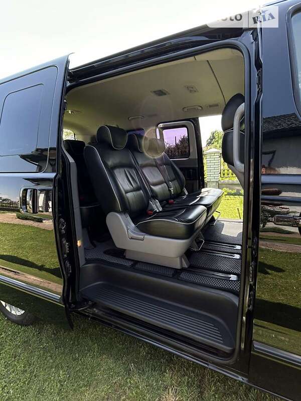 Мінівен Hyundai H-1 2012 в Коломиї