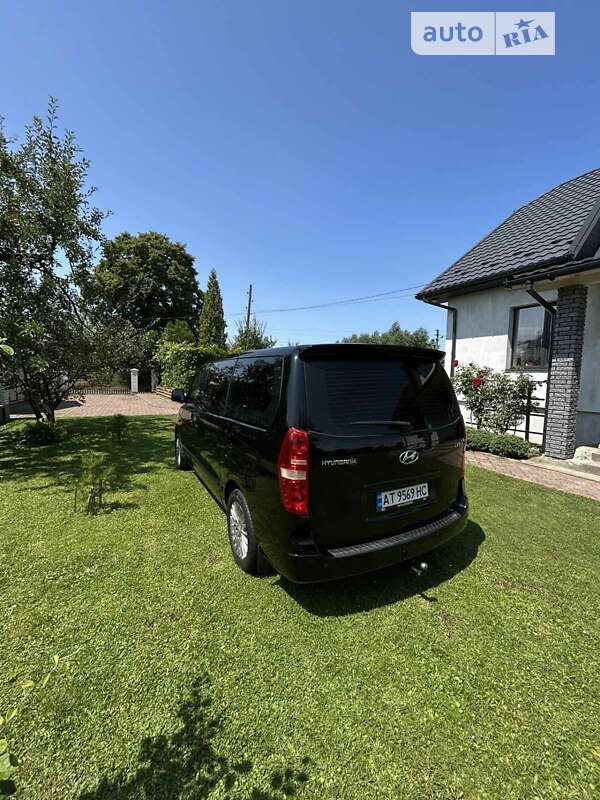 Мінівен Hyundai H-1 2012 в Коломиї