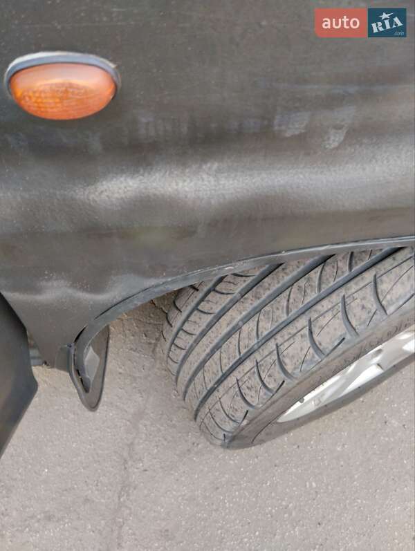 Минивэн Hyundai H-1 2001 в Днепре