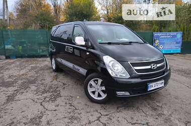 Мінівен Hyundai H-1 2010 в Рівному