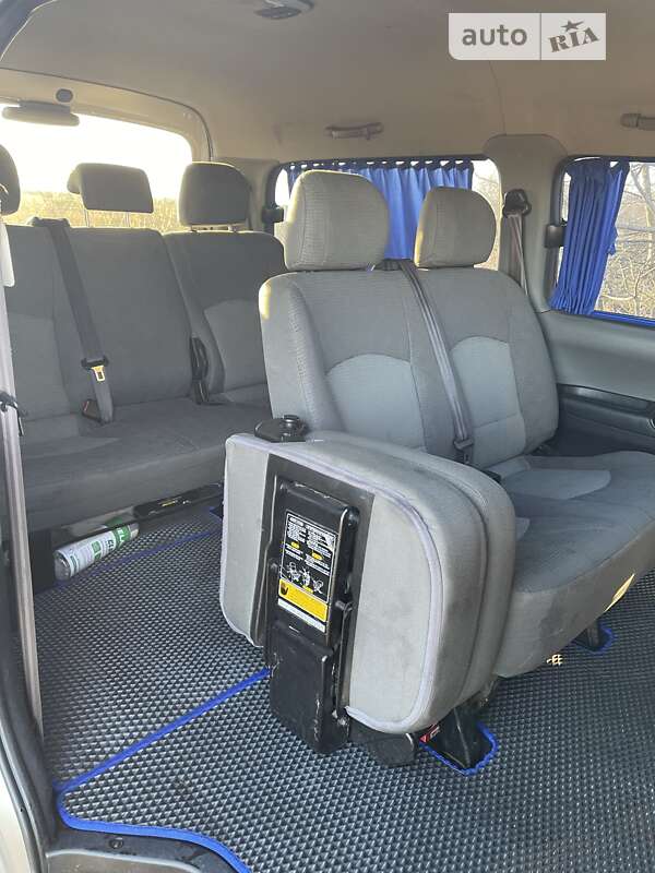 Минивэн Hyundai H-1 2006 в Мене