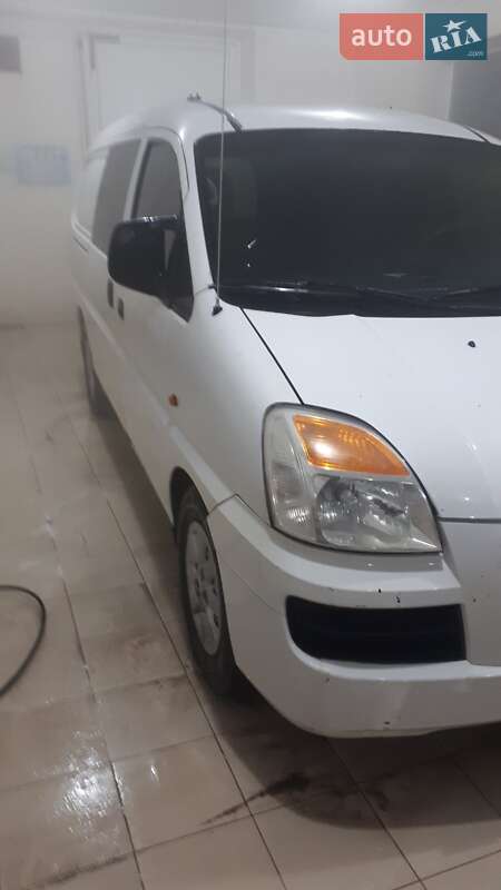 Минивэн Hyundai H-1 2007 в Одессе