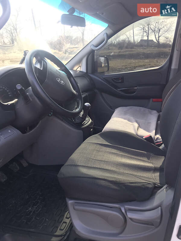 Минивэн Hyundai H-1 2008 в Одессе фото 23 Минивэн Hyundai H-1 2008 в Одессе