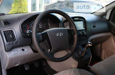 Минивэн Hyundai H-1 2011 в Одессе