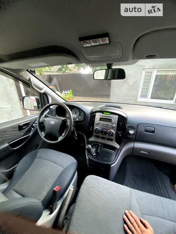 Грузовой фургон Hyundai H-1 2011 в Татарбунарах