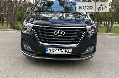 Минивэн Hyundai H-1 2020 в Киеве