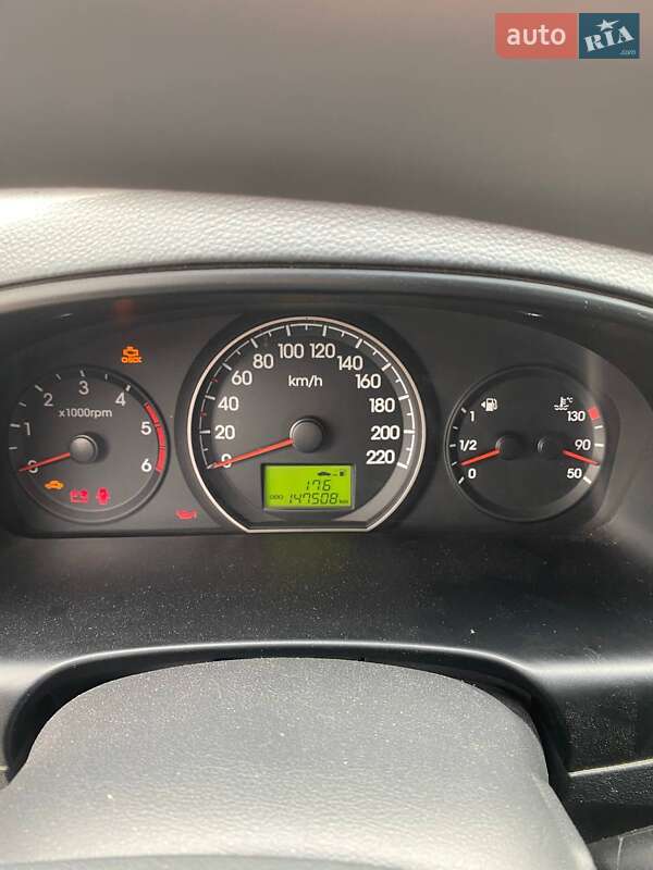 Мінівен Hyundai H-1 2008 в Новомосковську