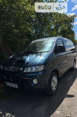 Мінівен Hyundai H-1 2006 в Теплику