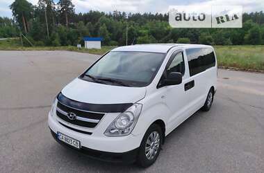 Минивэн Hyundai H-1 2011 в Киеве