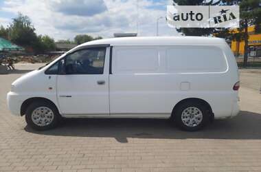 Вантажний фургон Hyundai H-1 2005 в Іваничах