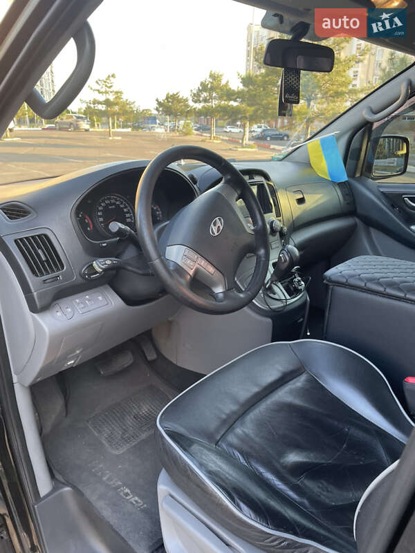Мінівен Hyundai H-1 2012 в Миколаєві