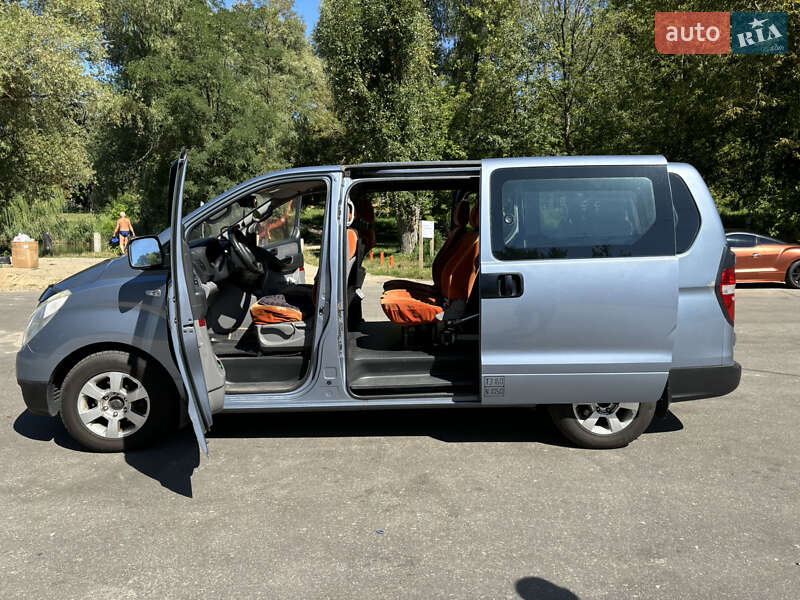 Минивэн Hyundai H-1 2008 в Макарове