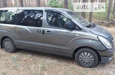 Мінівен Hyundai H-1 2011 в Чернігові