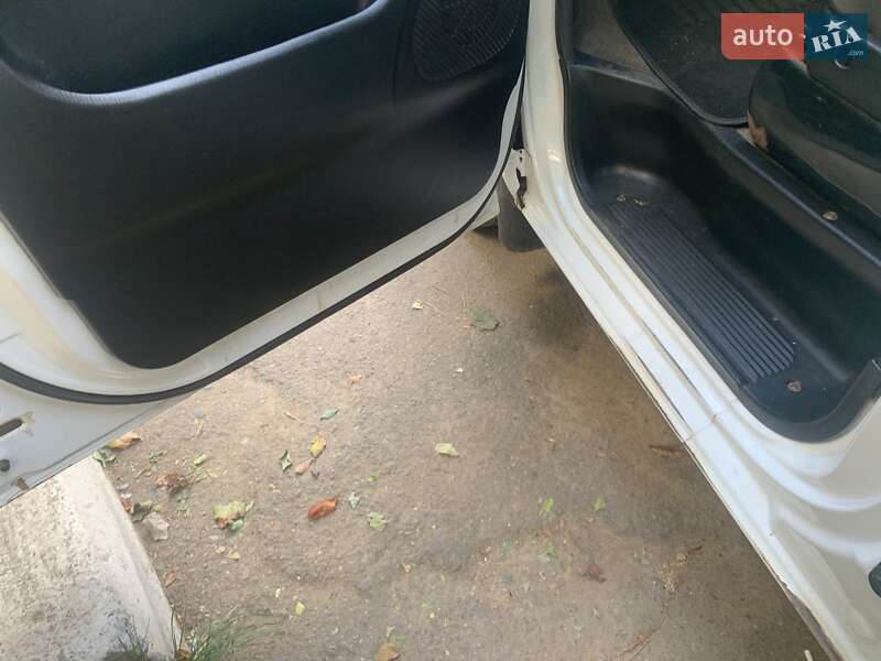 Мінівен Hyundai H-1 2007 в Одесі