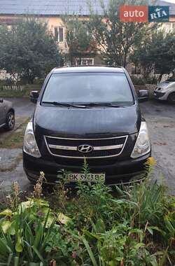 Минивэн Hyundai H-1 2008 в Здолбунове