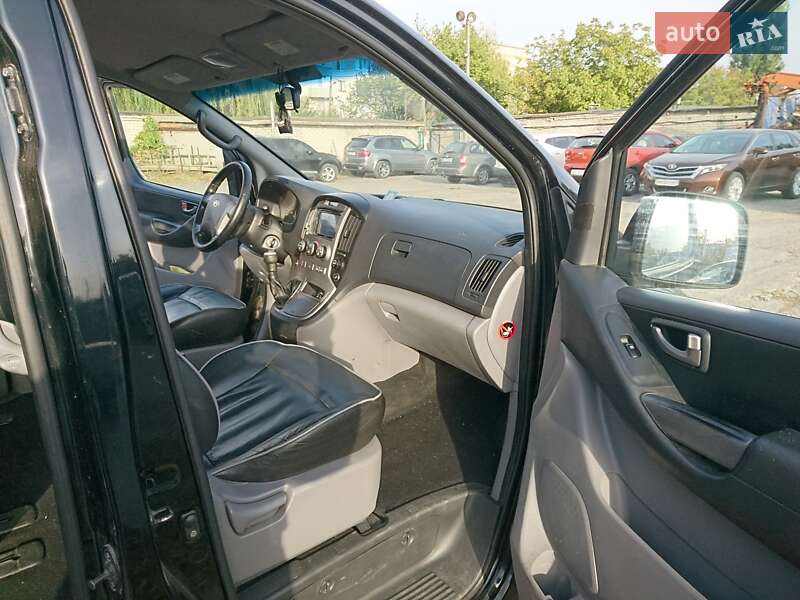 Минивэн Hyundai H-1 2011 в Ладыжине фото 16 Минивэн Hyundai H-1 2011 в Ладыжине