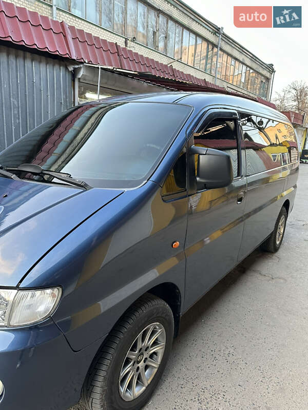 Минивэн Hyundai H-1 2005 в Одессе