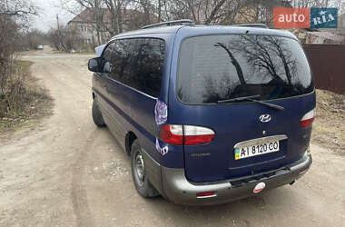 Минивэн Hyundai H-1 2004 в 