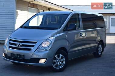 Мінівен Hyundai H-1 2015 в Ужгороді