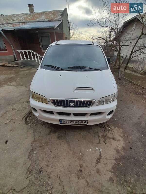 Мінівен Hyundai H-1 2004 в Львові