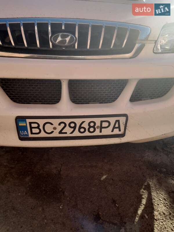 Мінівен Hyundai H-1 2004 в Львові