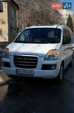 Мінівен Hyundai H-1 2006 в Дніпрі