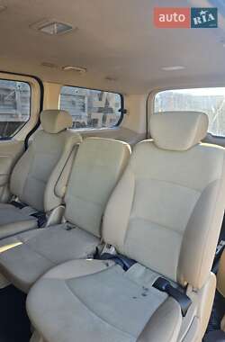 Минивэн Hyundai H-1 2012 в 
