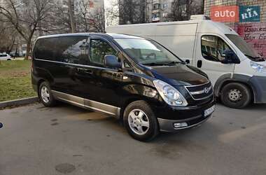 Мінівен Hyundai H-1 2010 в Львові