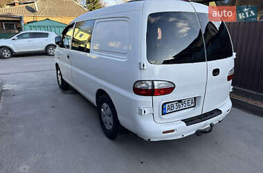 Минивэн Hyundai H-1 2005 в 