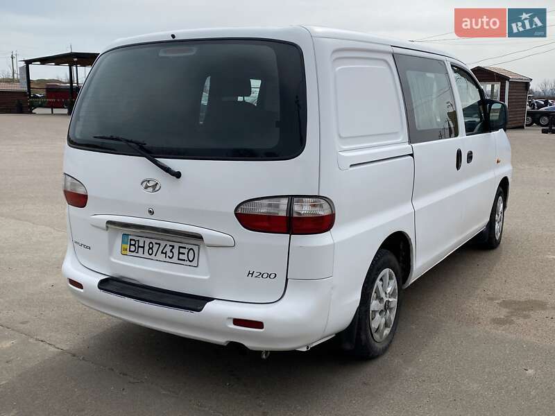 Минивэн Hyundai H-1 2006 в Одессе