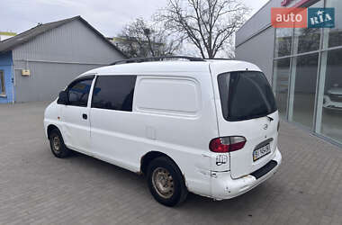 Грузовой фургон Hyundai H-1 2004 в 