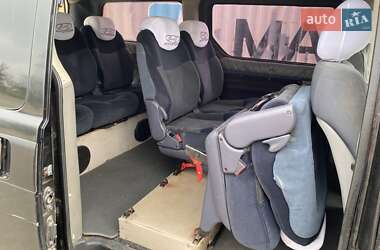 Минивэн Hyundai H-1 2010 в 