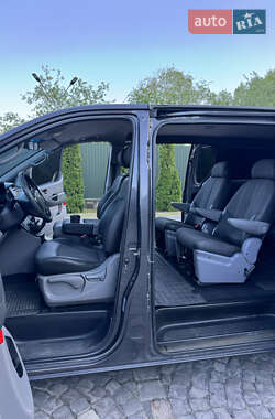 Минивэн Hyundai H-1 2008 в 