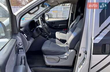 Грузовой фургон Hyundai H-1 2008 в 